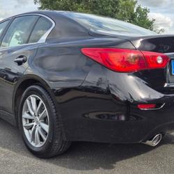 Infiniti Q50 2.2d Premium Executive 6MT Les Garennes sur Loire