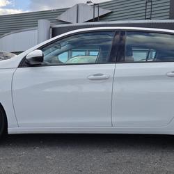 Peugeot 308 II Phase 2 BlueHDi 100ch S&S BVM6 Active occasion - Les Garennes sur Loire - photo 2/16