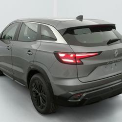 Renault Austral full hybrid E-Tech 200 ch Evolution S&eacute;n&eacute;