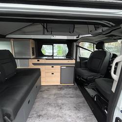 Fourgon Bavaria RENAULT TRAFIC 130 CV 2000 CC Saint-&Eacute;varzec