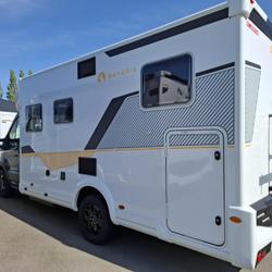 Profile Bavaria FORD TRANSIT 165 CV 2000 CC Saint-&Eacute;varzec
