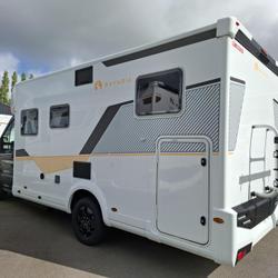 Profile Bavaria FORD TRANSIT 165 CV 2000 CC Saint-&Eacute;varzec