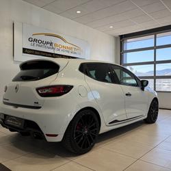 Renault Clio 4 R.S. Trophy 1.6 T 220 EDC Saint-Clair-du-Rh&ocirc;ne