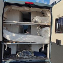 Fourgon Roller team FIAT LIVINGSTONE 7 DUCATO 2.2L JTD - 140 Pl&eacute;n&eacute;e-Jugon