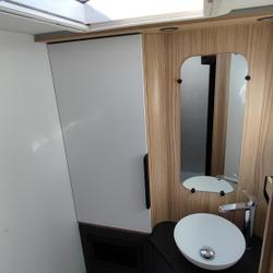 Integral Pilote FIAT DUCATO 2.2L JTD - 140 BVA occasion - Pl&eacute;n&eacute;e-Jugon - photo 2/13