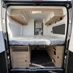 Fourgon Pilote FIAT DUCATO 2.2L JTD - 140 BVA Pl&eacute;n&eacute;e-Jugon