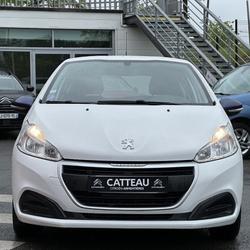Peugeot 208 Puretech 82 Like Armenti&egrave;res