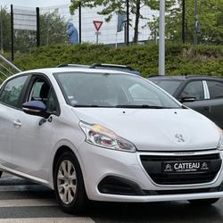 Peugeot 208 Puretech 82 Like Armenti&egrave;res