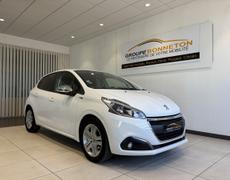 Peugeot 208 Saint-Clair-du-Rhône