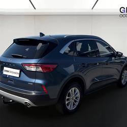 Ford Kuga Kuga 2.5 Duratec 180 ch FlexiFuel FHEV Bio&eacute;thanol Powershift Titanium Onet-le-Ch&acirc;teau