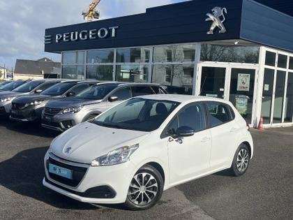 Peugeot 208 - Puretech 68 LIKE - 6 990 €