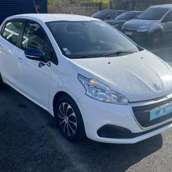 Peugeot 208 Puretech 68 LIKE Avrill&eacute;