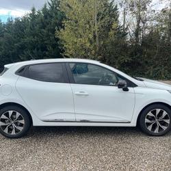 Renault Clio 5 Blue dCi 100 Evolution Sainte-Bazeille
