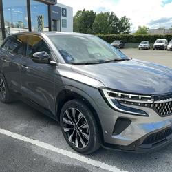 Renault Austral TECHNO E-TECH HYBRIDE 200 Pl&eacute;met