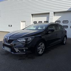 Renault Megane 4 Estate Business Blue dCi 115 EDC Vitr&eacute;