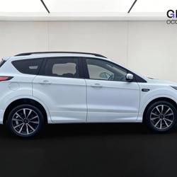 Ford Kuga Kuga 1.5 Flexifuel Bio&eacute;thanol 150 S&S 4x2 BVA6 ST-Line Lattes