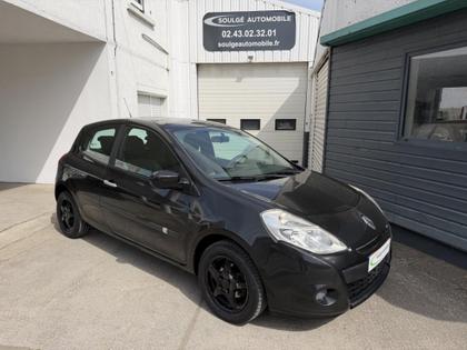 Renault Clio - III 1.5 dCi 85 Eco2 - 7 490 €
