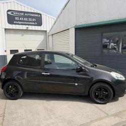 Renault Clio 3 III 1.5 dCi 85 Eco2 Soulg&eacute;-sur-Ouette
