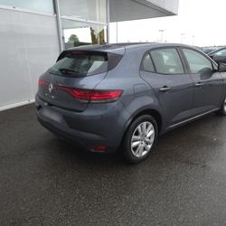 Renault Megane 4 Business Blue dCi 115 EDC -21N Vitr&eacute;