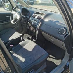 Suzuki SX4 1.9 DDIS GLX occasion - La Chevroli&egrave;re - photo 2/9