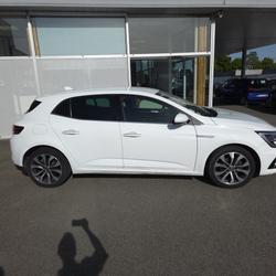 Renault Megane 4 techno Blue dCi 115 EDC Vitr&eacute;