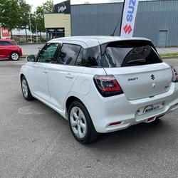 Suzuki Swift 1.2 HYBRID PRIVILEGE CVT Redon