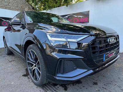 Audi Q8 - 45 TDI 231CH S LINE QUATTRO TIPTRONIC 8 160G - 49 990 €