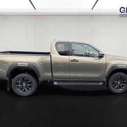 Toyota Hilux X-TRA CAB 4WD 2.8L 204 D-4D INVINCIBLE occasion - Aurillac - photo 3/21