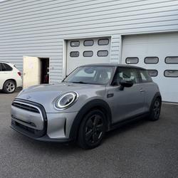 Mini Mini Cooper Edition Camden 136 ch BVA7 Vitr&eacute;