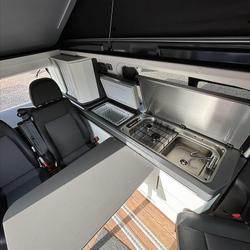 Fourgon Campereve PEUGEOT 2.2 L 145 CV Yffiniac