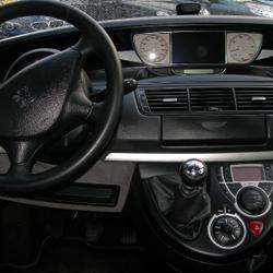 Peugeot 807 2.0 HDI136 FAP PREMIUM PACK 7 PLACES Dinan