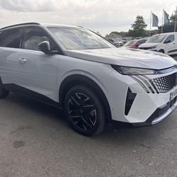 Peugeot 5008 1.2 HYBRID 145 E-DCS6 ALLURE Machecoul-Saint-M&ecirc;me