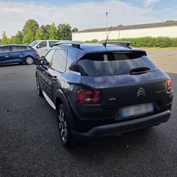 Citroen C4 Cactus BlueHDi 100 Shine Edition Vitr&eacute;