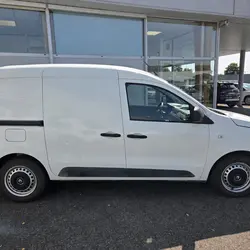 Renault Express 9575 euros HT Confort - Blue dCi 75-22 Vitr&eacute;