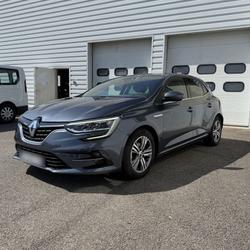 Renault Megane 4 Intens Blue dCi 115 EDC Vitr&eacute;