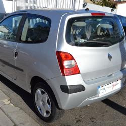 Renault Twingo 2 1.2 16V 75CH DYNAMIQUE QUICKSHIFT Saint-Maur-des-Foss&eacute;s