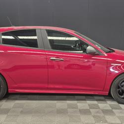 Alfa Romeo Giulietta 1.6 JTDM 120ch S/S Alfa TCT Giulietta Servon