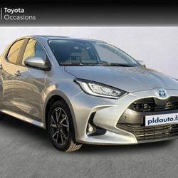 Toyota Yaris 116h Design 5p MY22 Salon-de-Provence