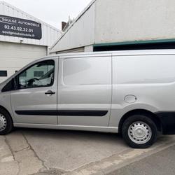Peugeot Expert II 2.0 HDI 130 L2H1 occasion - Soulg&eacute;-sur-Ouette - photo 3/12