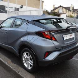 Toyota C-HR 1.8 HYBRIDE 122CH DYNAMIC BUSINESS E-CVT + PROGRAMME BEYOND ZERO ACADEMY Saint-Maur-des-Foss&eacute;s