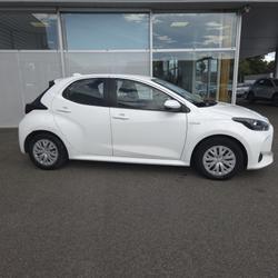 Toyota Yaris Hybride 116h France Business Stage Acad Vitr&eacute;