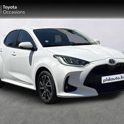 Toyota Yaris 116h Design 5p MY22 Salon-de-Provence