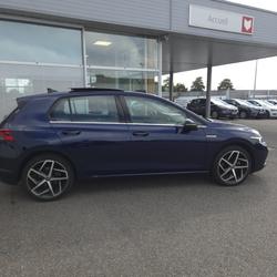 Volkswagen Golf 8 2.0 TDI SCR 150 DSG7 Style Vitr&eacute;