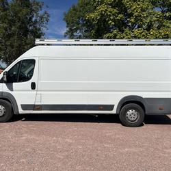 Citroen Jumper 30 L2H2 BlueHDi 130 BVM6 Confort occasion - Saint-Germain-Lespinasse - photo 2/20