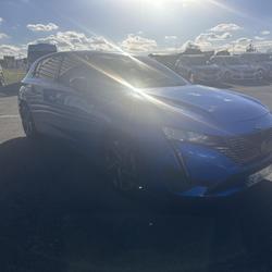 Peugeot 308 III Phase 1 PureTech 130 S&S ALLURE occasion - Machecoul-Saint-M&ecirc;me - photo 2/15