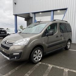Citroen Berlingo BlueHDi 120 S&S BVM6 Shine occasion - Ch&acirc;teau-Gontier-sur-Mayenne - photo 2/19