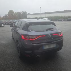 Renault Megane 4 Business Intens TCe 140 EDC FAP occasion - Vitr&eacute; - photo 3/27