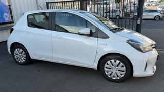 Toyota Yaris  - photo 2