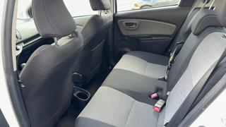 Toyota Yaris  - photo 4