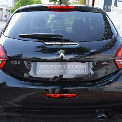 Peugeot 208 1.2 PURETECH 110CH E6.C GT LINE S&S EAT6 5P Saint-Maur-des-Foss&eacute;s